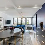 Stunning 2 Bedroom Apartment
